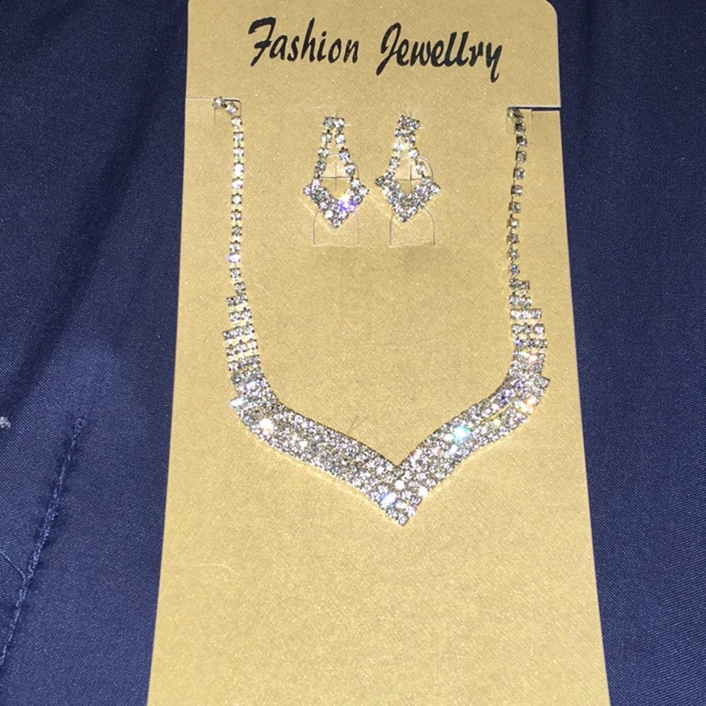FASHION JEWELRY